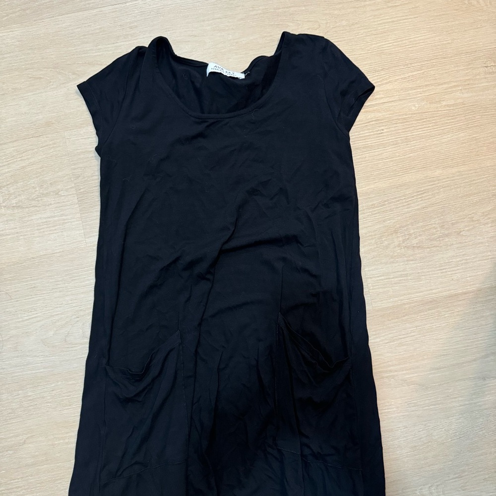 Fighting Eel Black Pleated Sheath Midi Dress